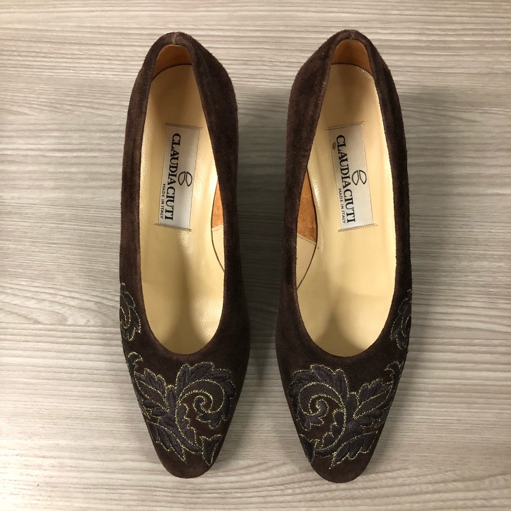 vintage 1990s claudia ciuti brown suede embroidered heels